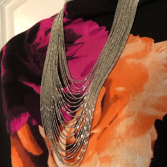 NWT Multi-Row Italian Waterfall Necklace in Silvertone. - Picture 4 of 16